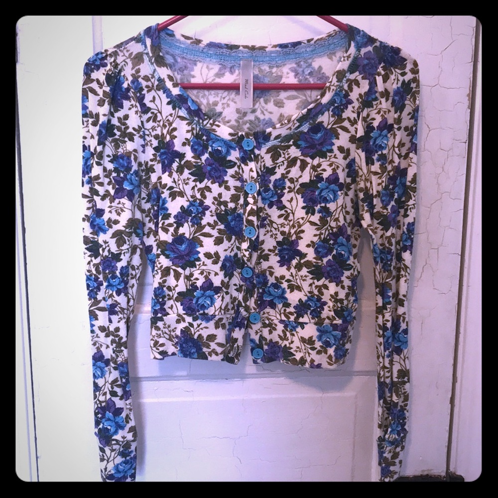 Beautiful vintage Cardigan